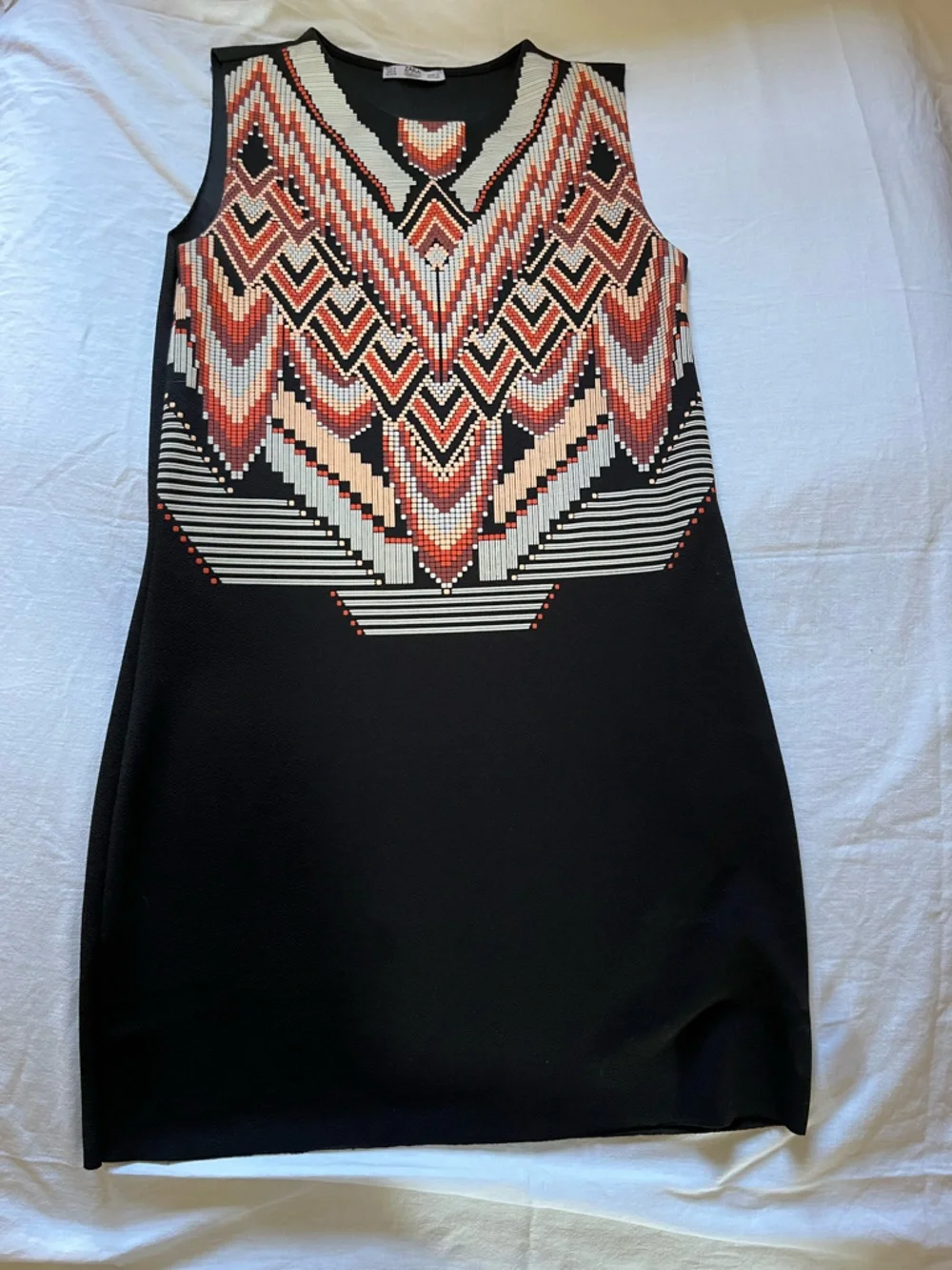 Zara Aztec Print Stretch Knit Sheath Dress - Picture 4 of 12